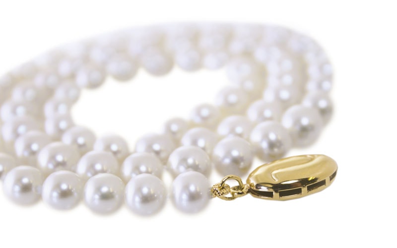 Should I stock Freshwater or Akoya pearls?